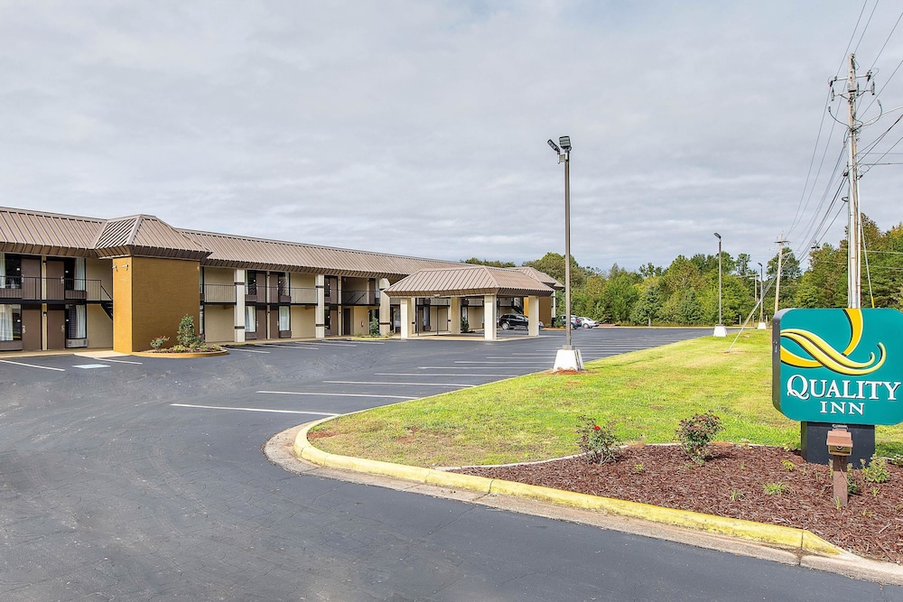 Quality Inn - Property Image 14