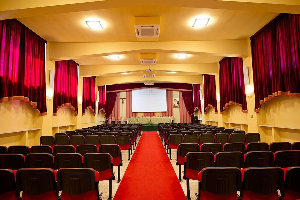 meeting & event spaces