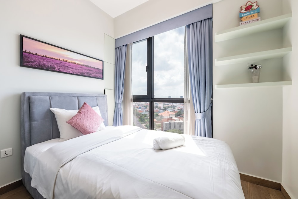 Royal Platinum Condo by Soben Homes
