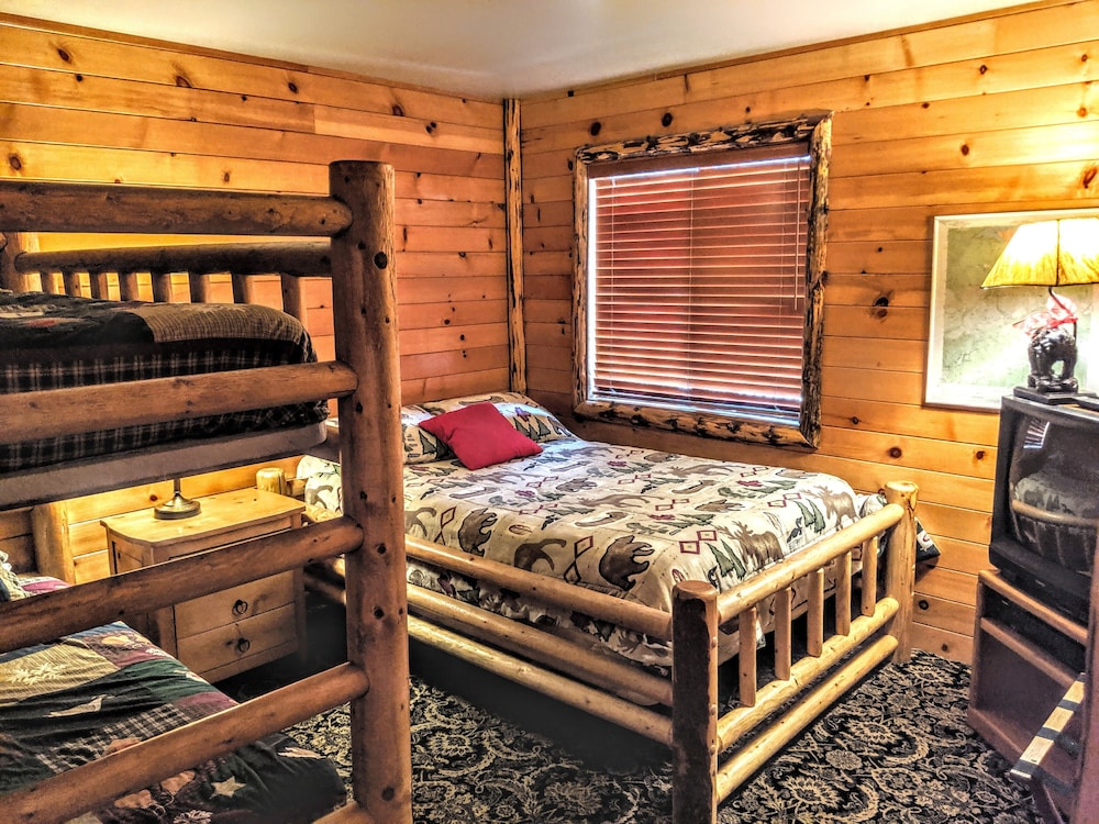 Snow Summit Townhouse Rentals & Sales