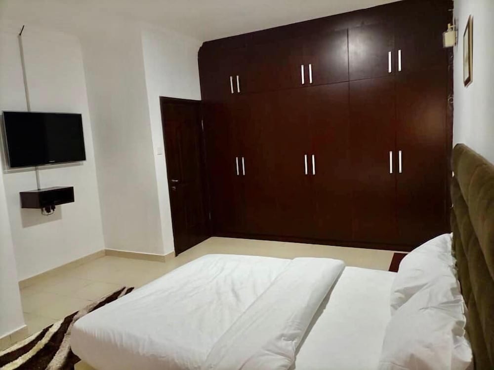Esenyo Luxury Apartments view 3
