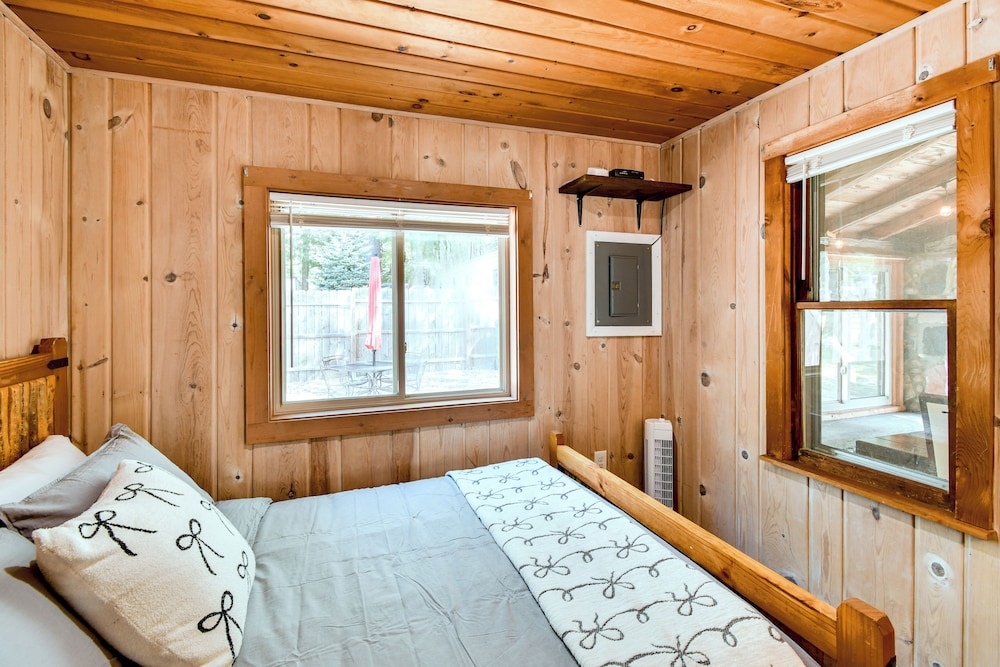 Walk to Houghton Lake: Cabin w/ Fire Pit!