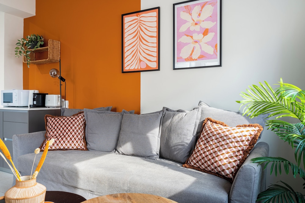 Local Host Living - Signature Apartments in Nicosia
