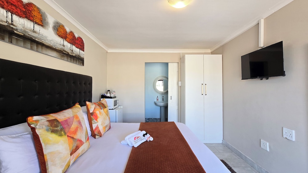 Sunset Events and Accommodation