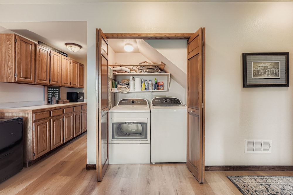 Chimney Creek 2 Bedroom Condo