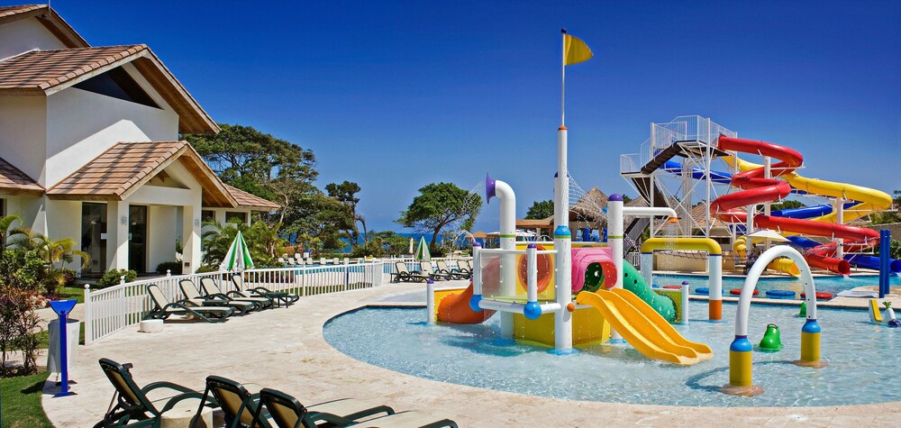 Ocean Village 93