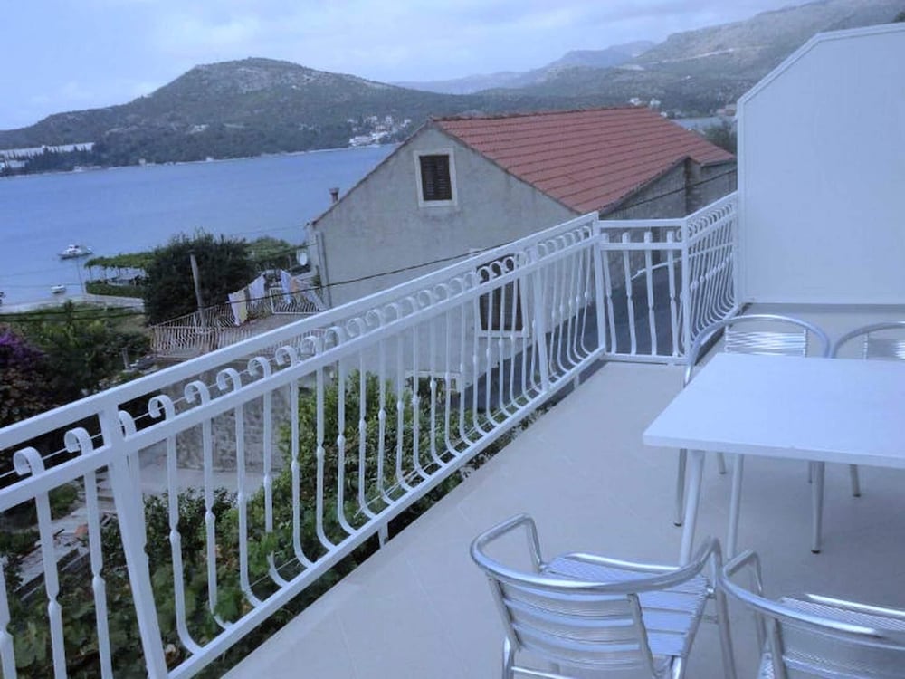 Apartments Marija Slano- Two-bedroom Apartment With Balcony and Sea View - 2 view 5