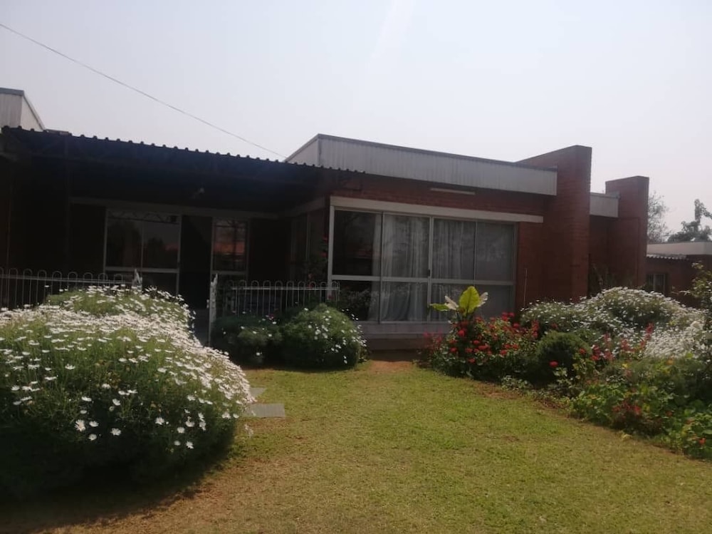 savanna guest house
