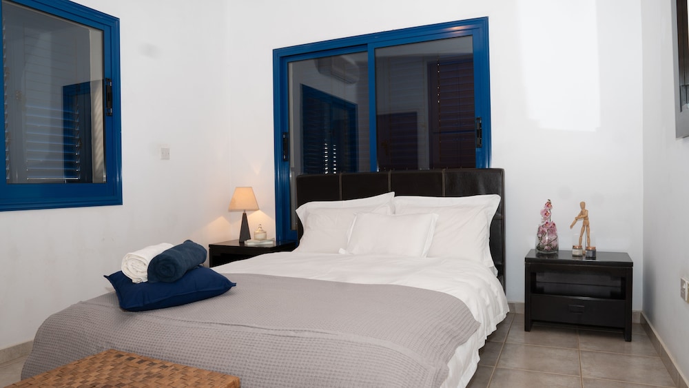 Villa Near the Beach view 2