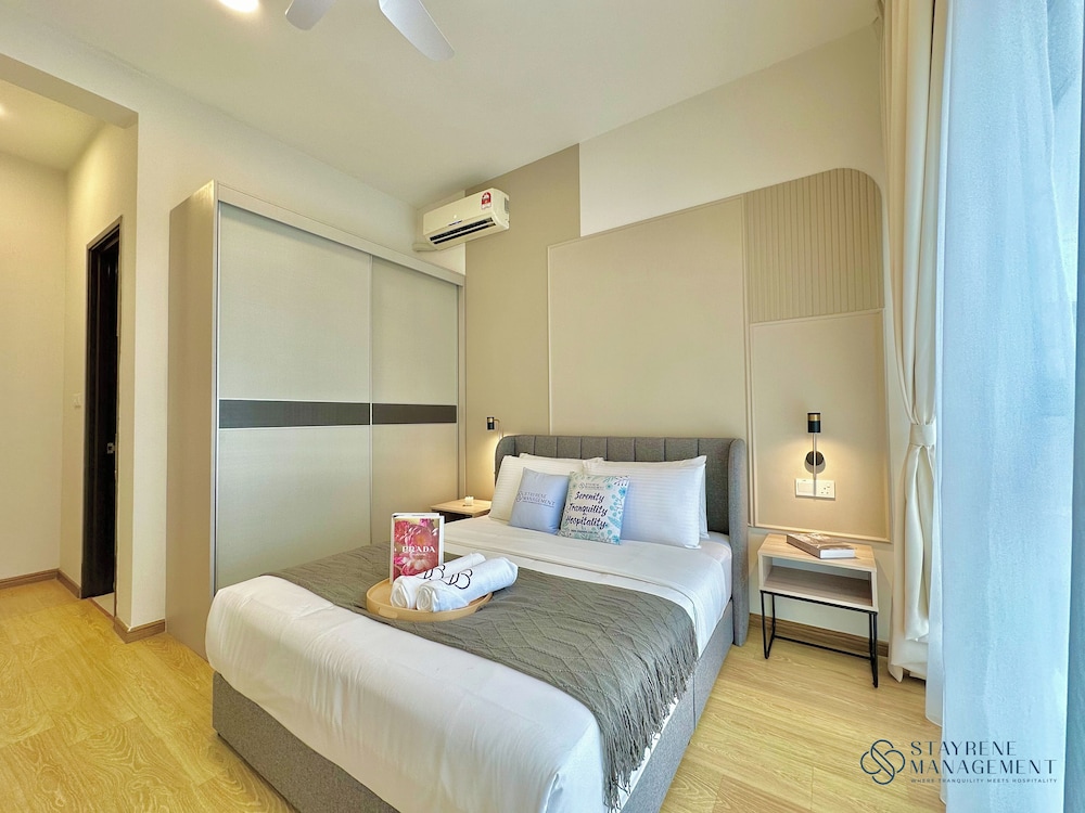 Country Garden Danga Bay Sea View Homestay by Stayrene