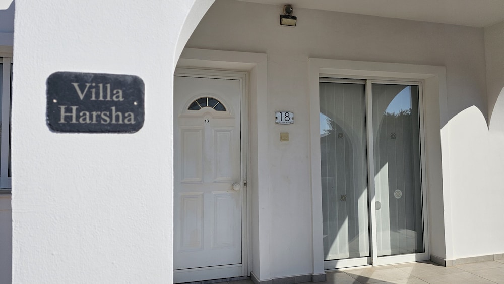 55 ATH - Stay Villa Harsha