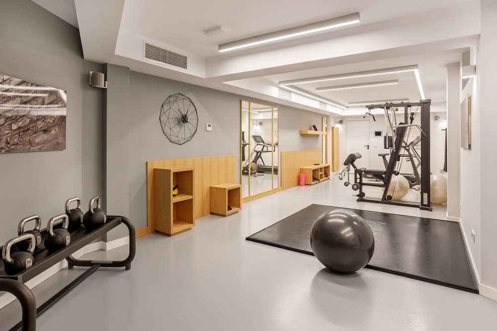 Papua - 2 Bedrooms and gym in Almagro
