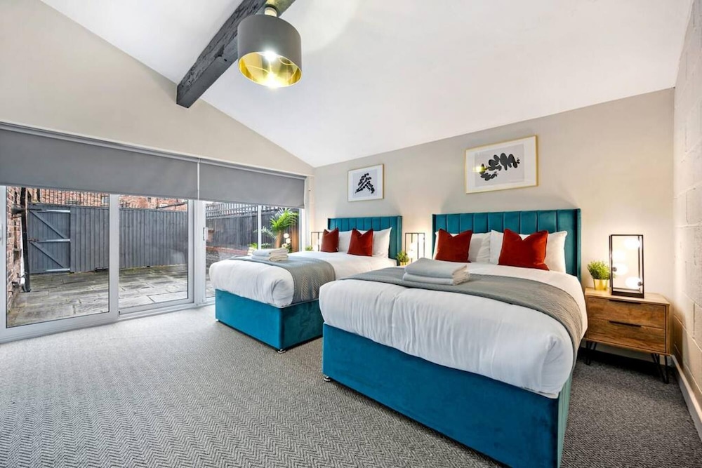 Host Apartments The Coachouse at Pilgrim St view 4