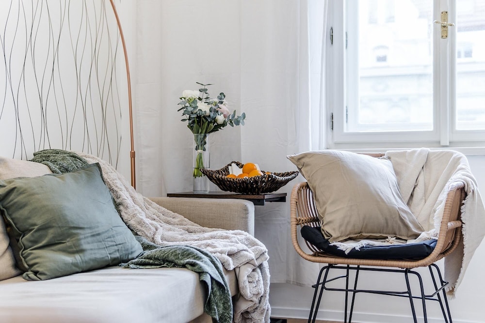Charm APTs in Prague by Michal&Friends