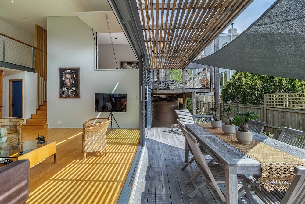 Luxury Eco Haven With Garden Cottage - Hout Bay