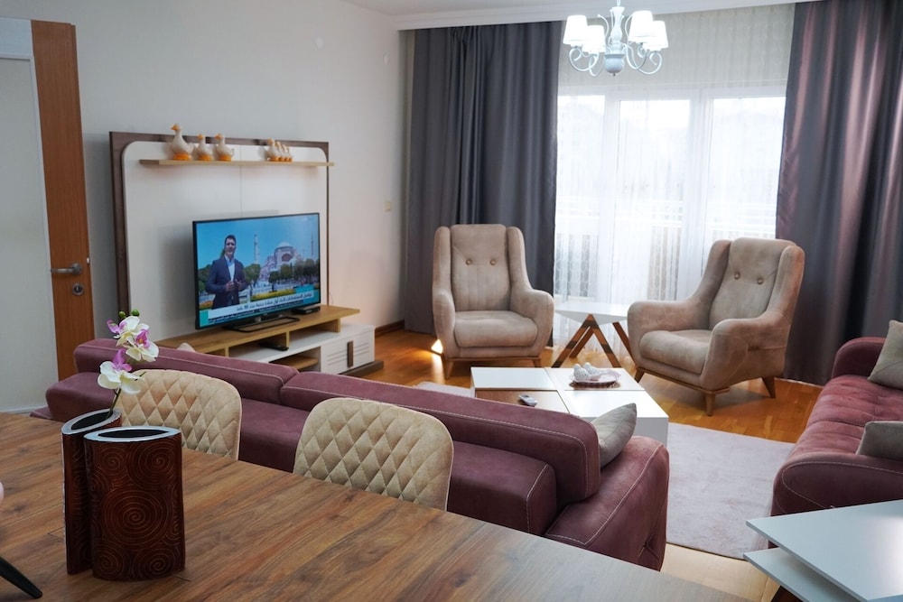 Zenofon Residence