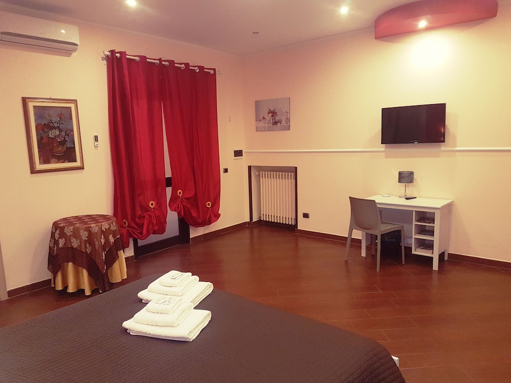 Airport Rooms Bari