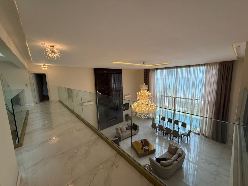 Villa Italia Somone Luxury Hotel