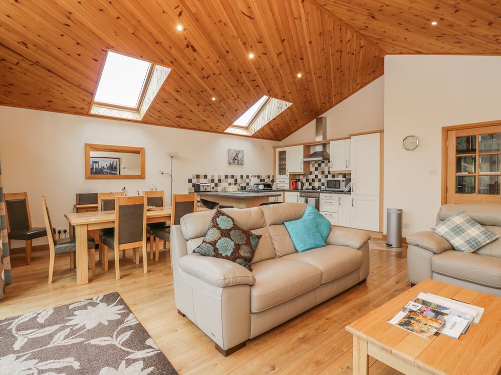 Burnside Lodge view 5