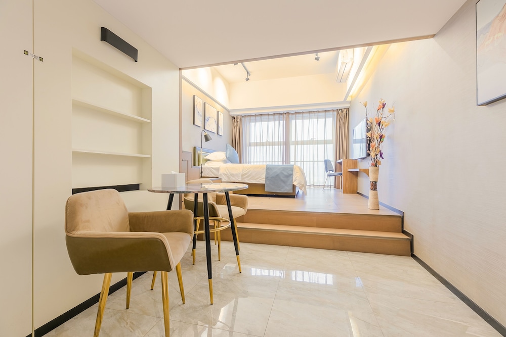 Xizhengjia Apartment Hotel (Guangzhou Financial City Keyun Road subway station store)