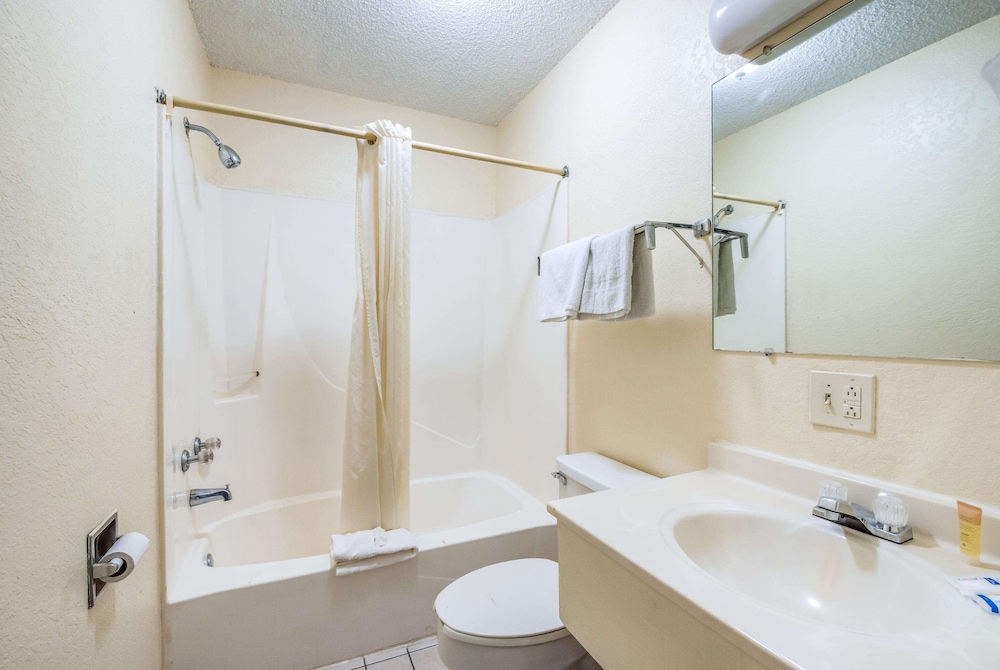 Rodeway Inn Benton