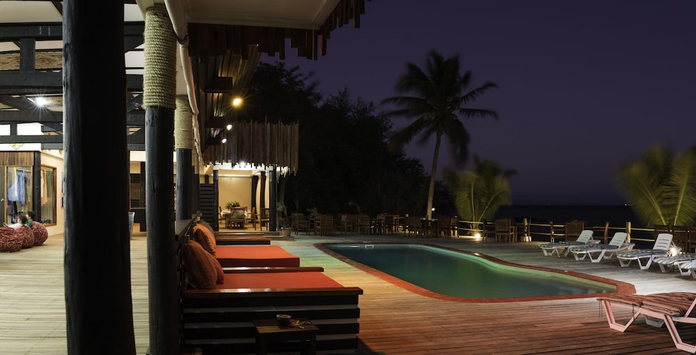 Funky Fish Beach & Surf Resort - Hostel - view 20