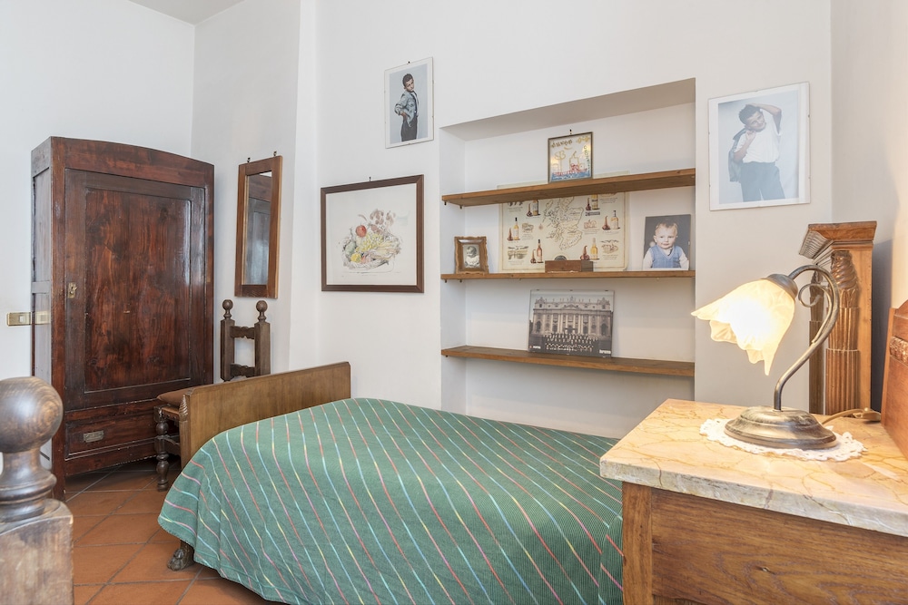 Trastevere Roomy Apartment