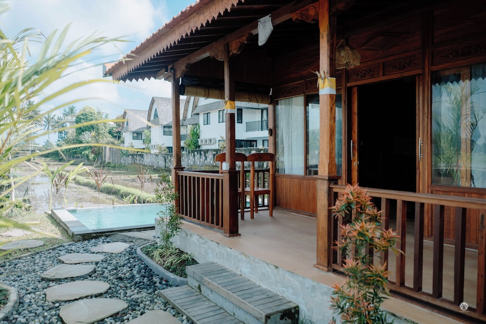 Uma Sunset Villa
