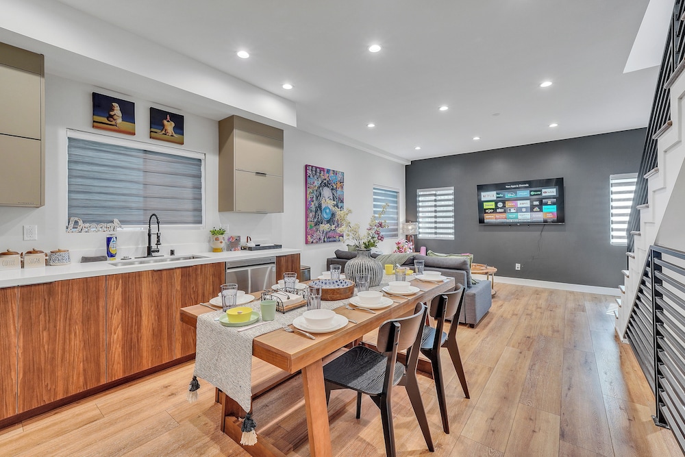 Luxe Townhome | Newly-Built