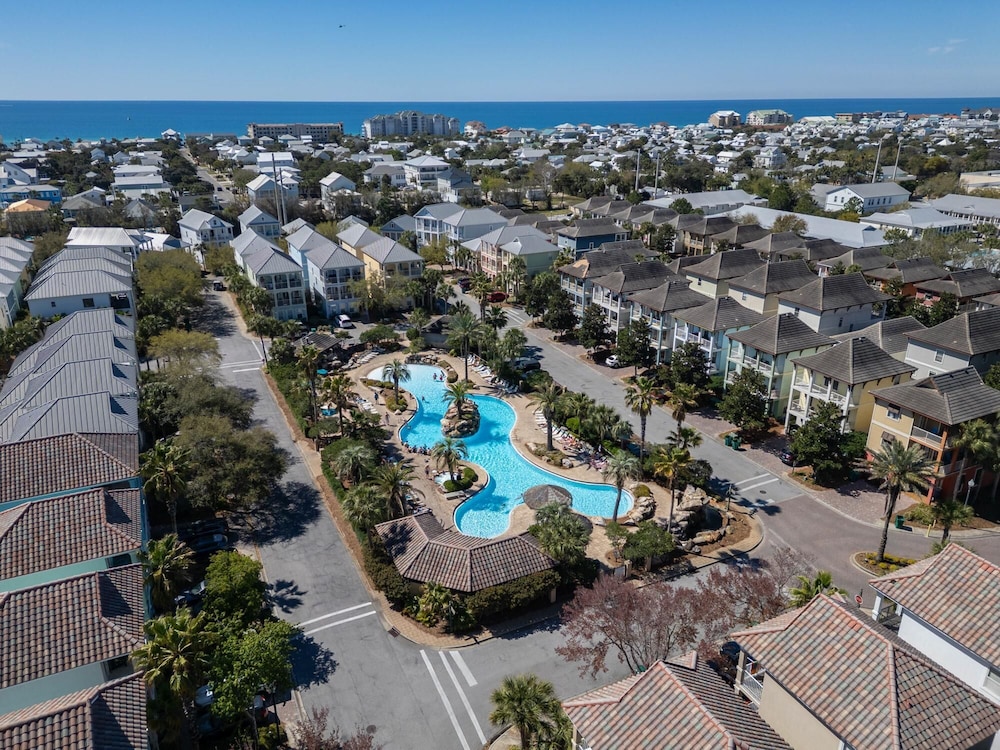Destin Daydream
