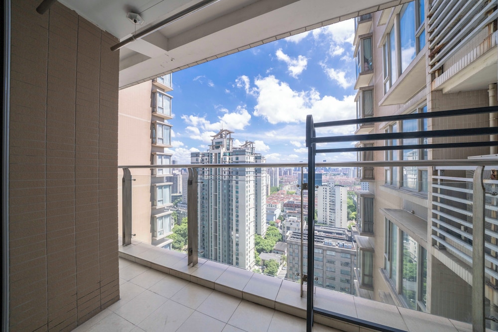 Tyms Family 3BR 2BA Apt Xujiahui Metro