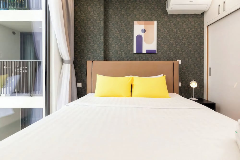 Eco Green Saigon - Free Gym & Pool