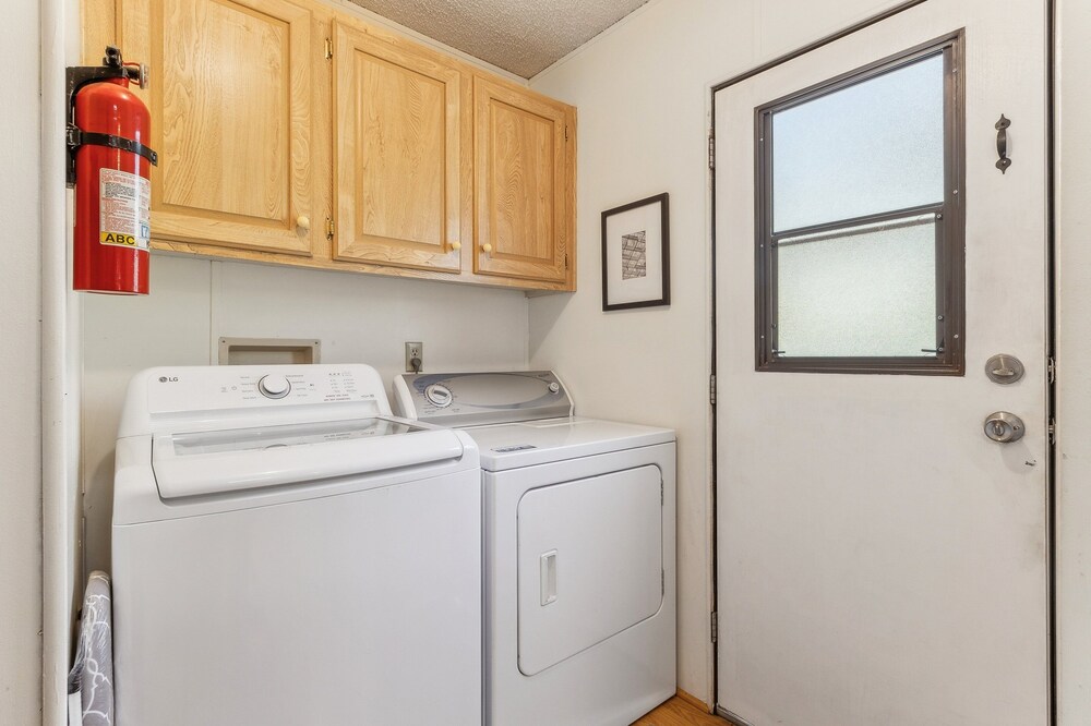 Lincoln Lodge 2 Bedroom Cabin by Yosemite Region Resorts