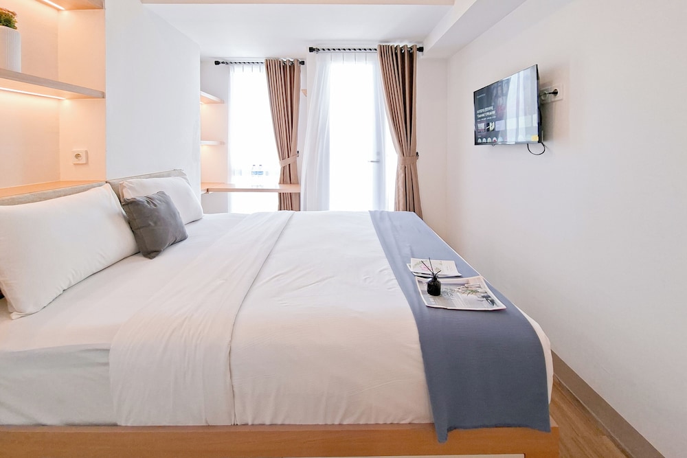 Good Deal Studio At Tokyo Riverside Pik 2 Apartment