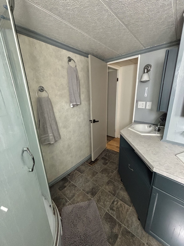4 bd 10 min to Downtown W D