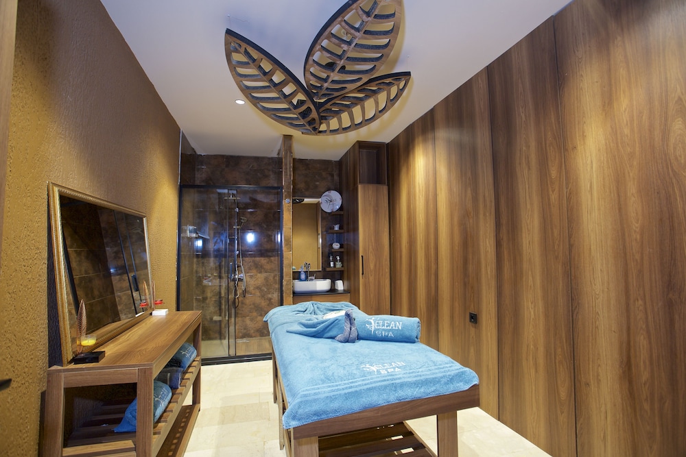 Villa Vanilla Hotel - Image 17