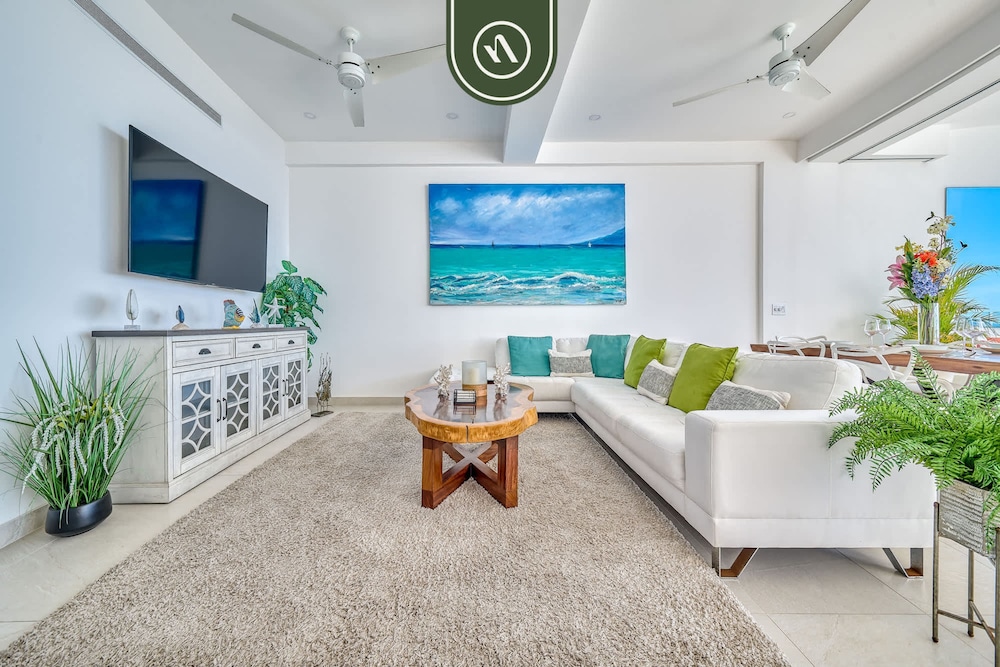 1BR Condo Near to Beach