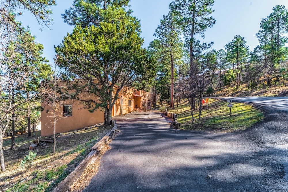 Casa Escondida by Ruidoso Vacation Rentals