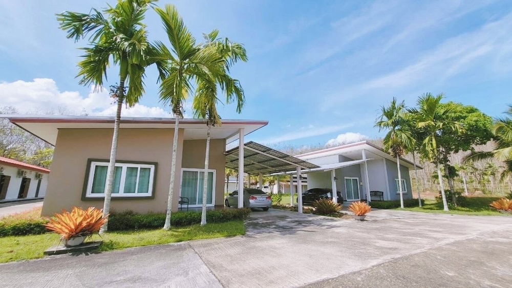 Hotel Prangthong Garden Home - Image 1