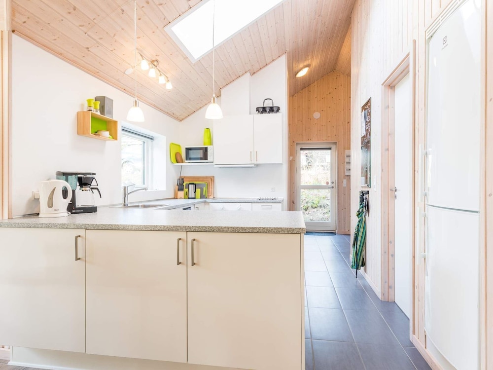 10 Person Holiday Home in Norre Nebel view 5
