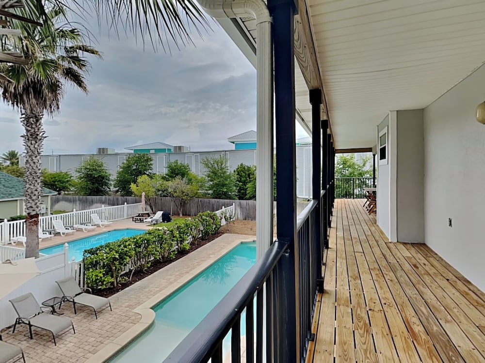 Serenity Cottage by Southern Vacation Rentals