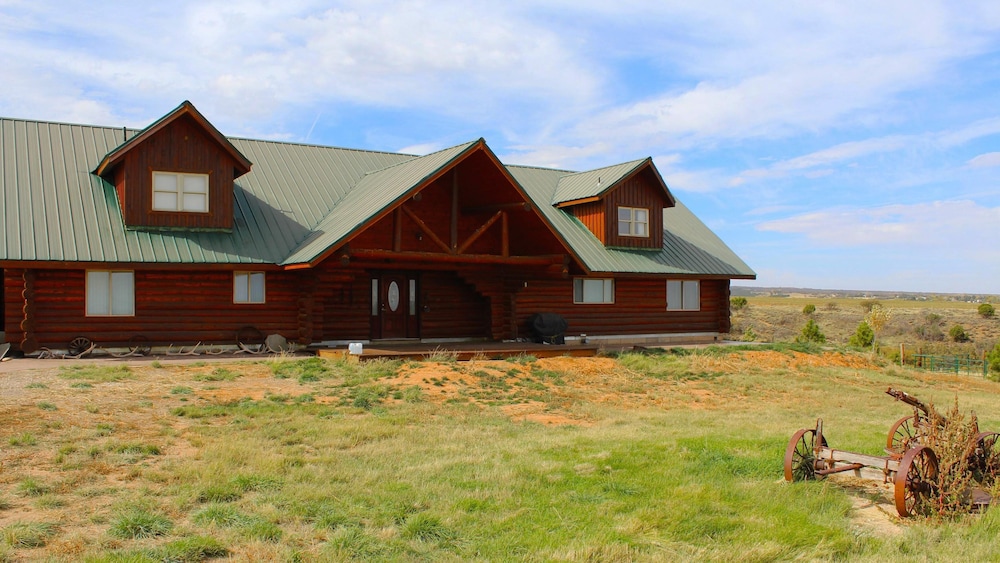 Horsehead Mountain Lodge view 2