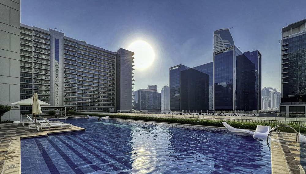 2BR w Canal view near Burj Khalifa