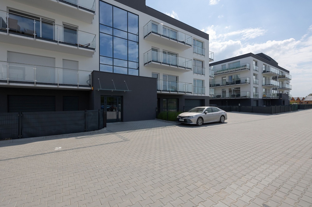 Nadbrzezna Apartments by Renters view 5