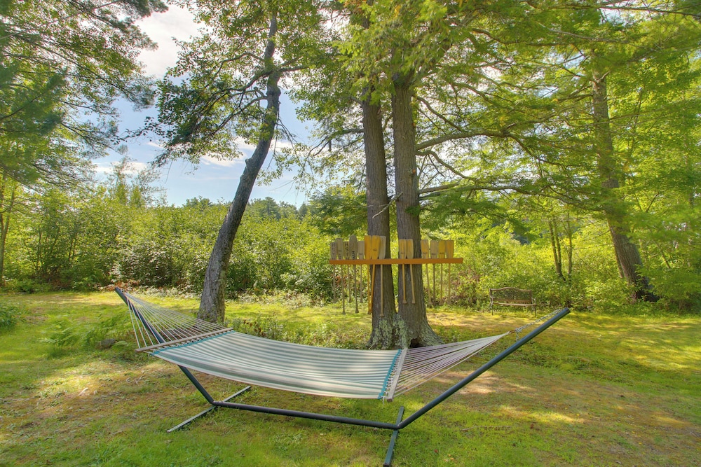 'the Acres' Panther Pond Cabin w/ Beach & Dock!