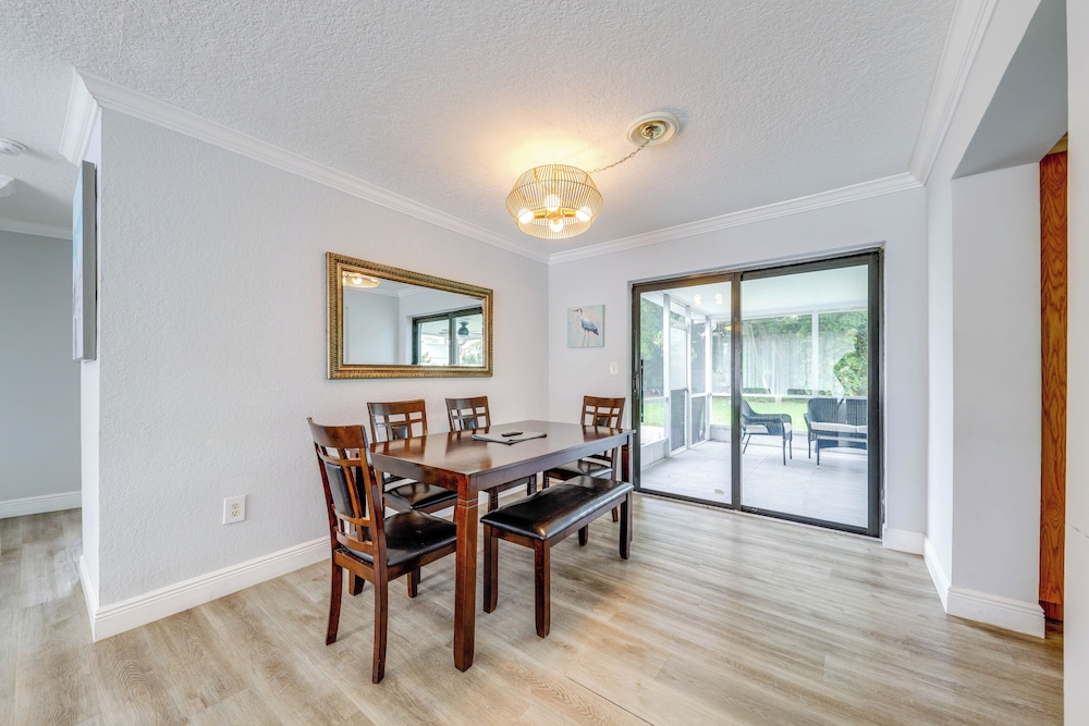 4 Mi to Ocean: Family Getaway in Pompano Beach!