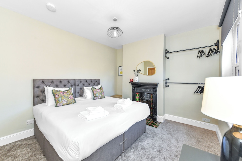 Haydn House view 5