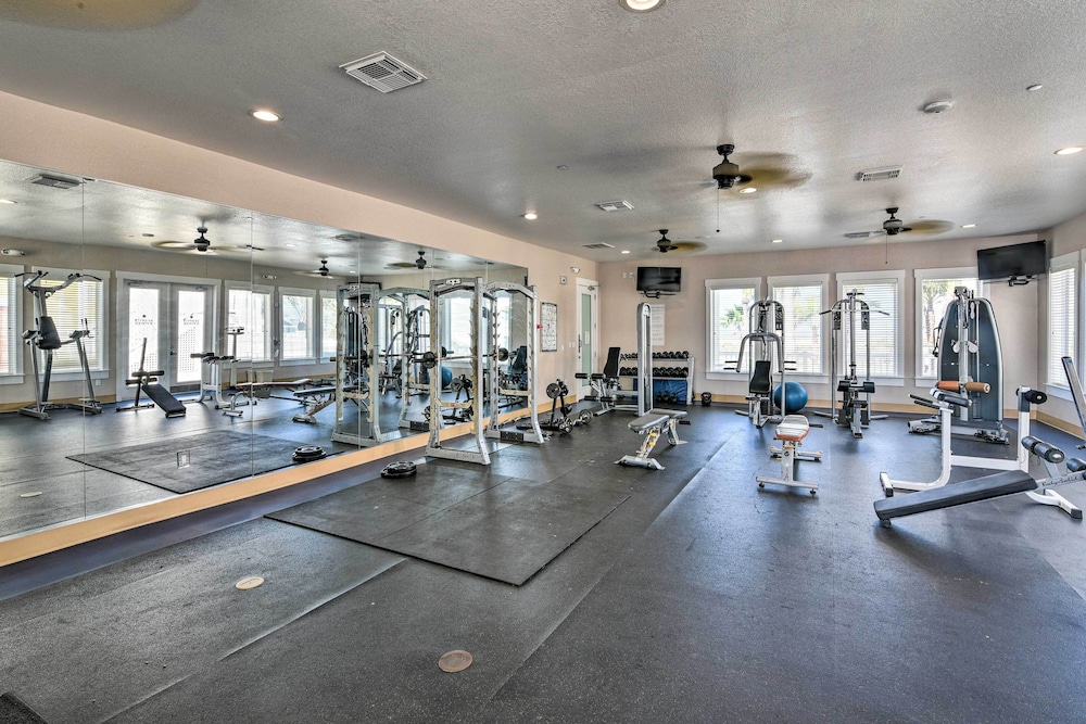 'seas The Day:' Home w/ Pool Access in Galveston