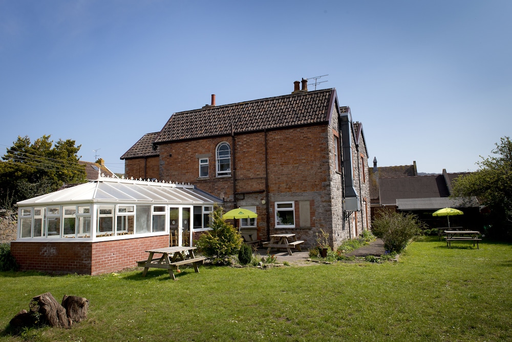 YHA Cheddar Partner