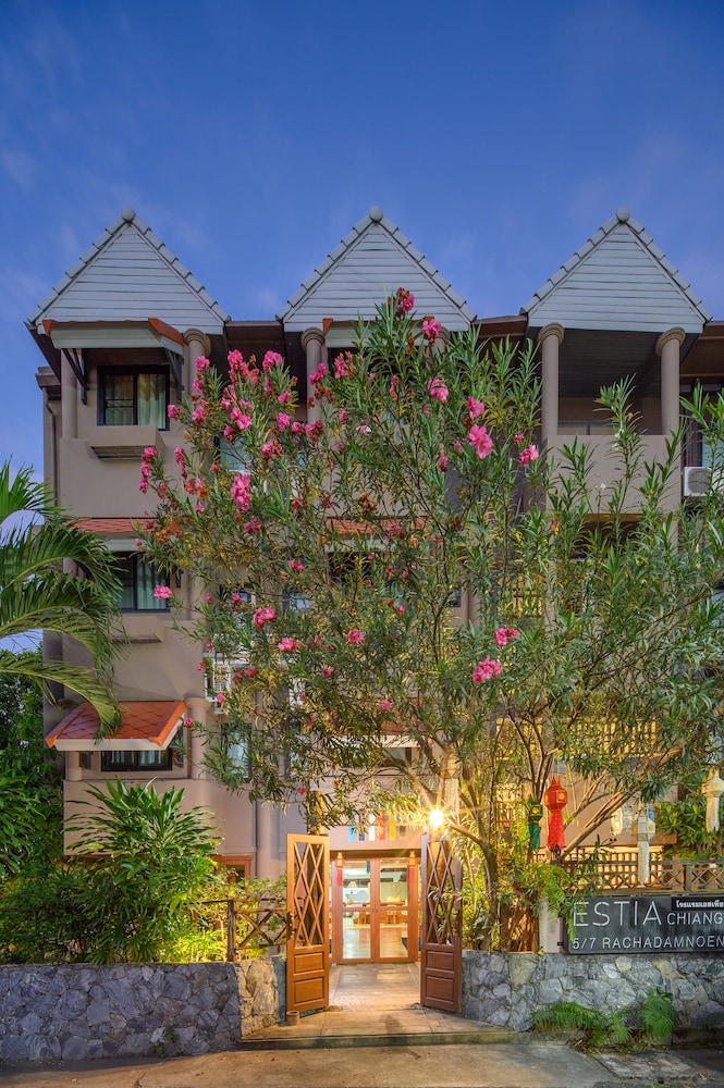 Hotel Estia Chiang Mai Boutique Hotel - Image 1